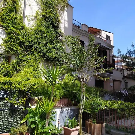 San Francesco Centro 3*